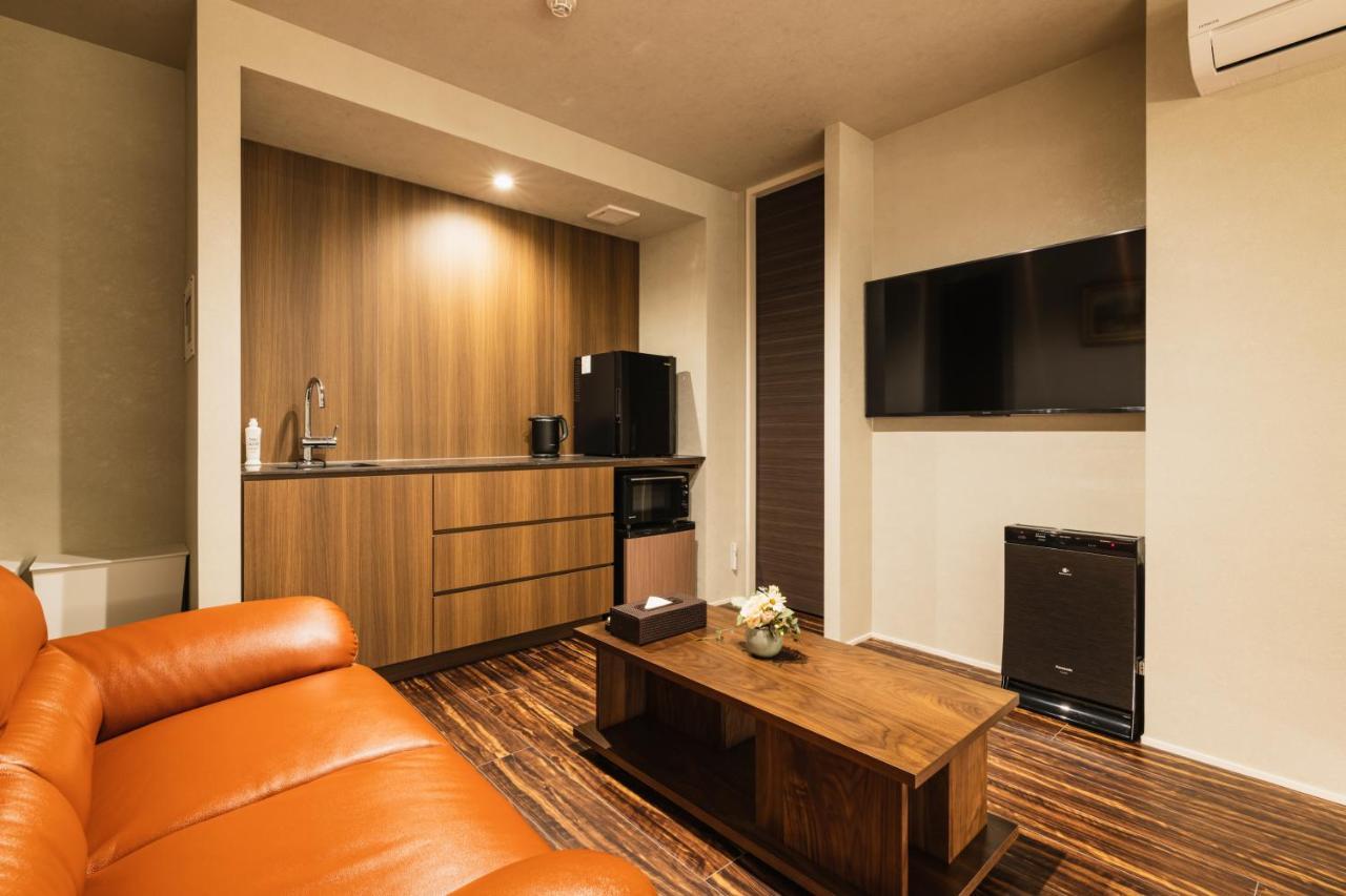 Grand Base Hakatamon Aparthotel Fukuoka  Exteriör bild