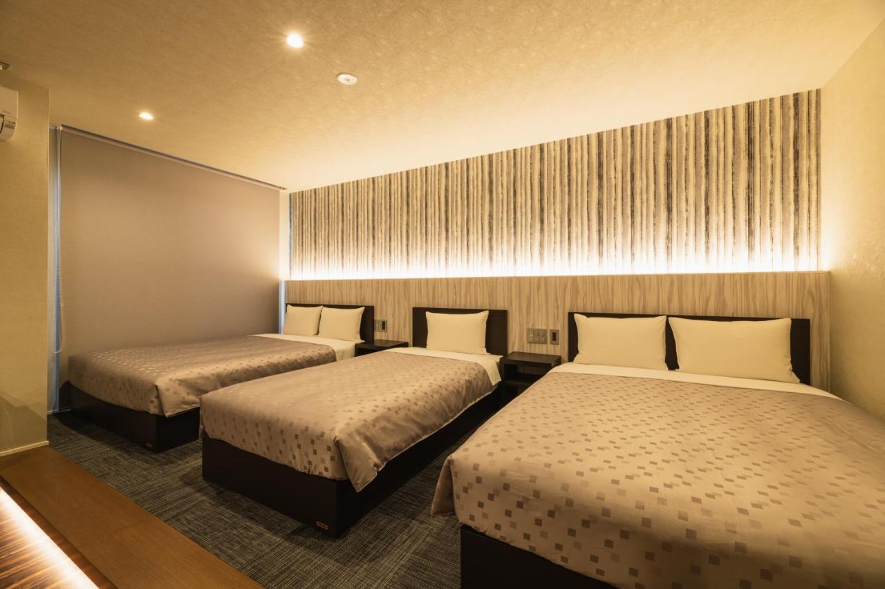 Grand Base Hakatamon Aparthotel Fukuoka  Exteriör bild